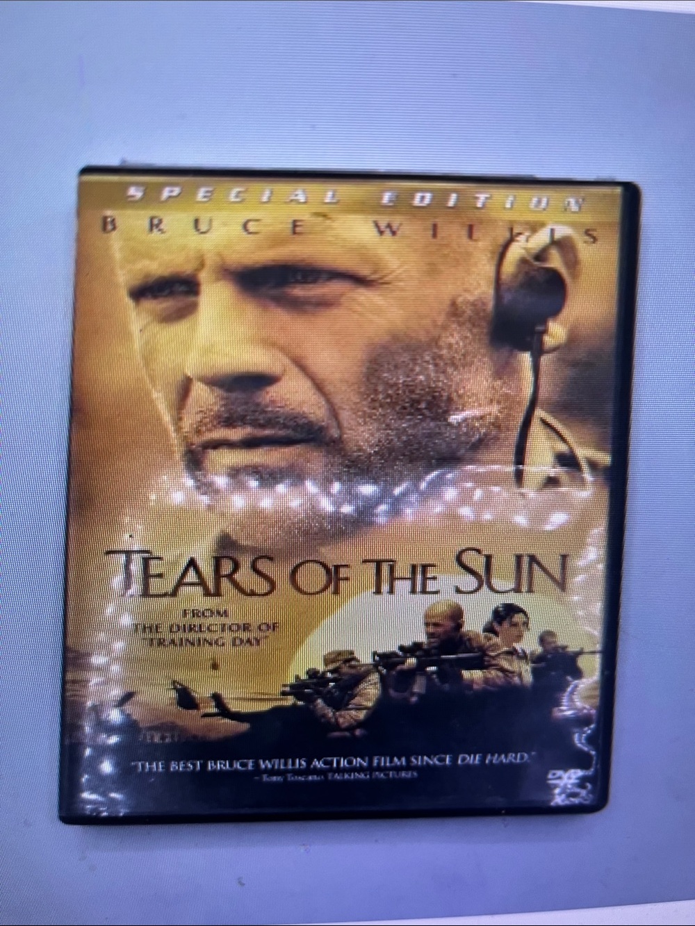 Tears of the Sun (Special Edition) DVD - Gold Cover, Bruce Willis